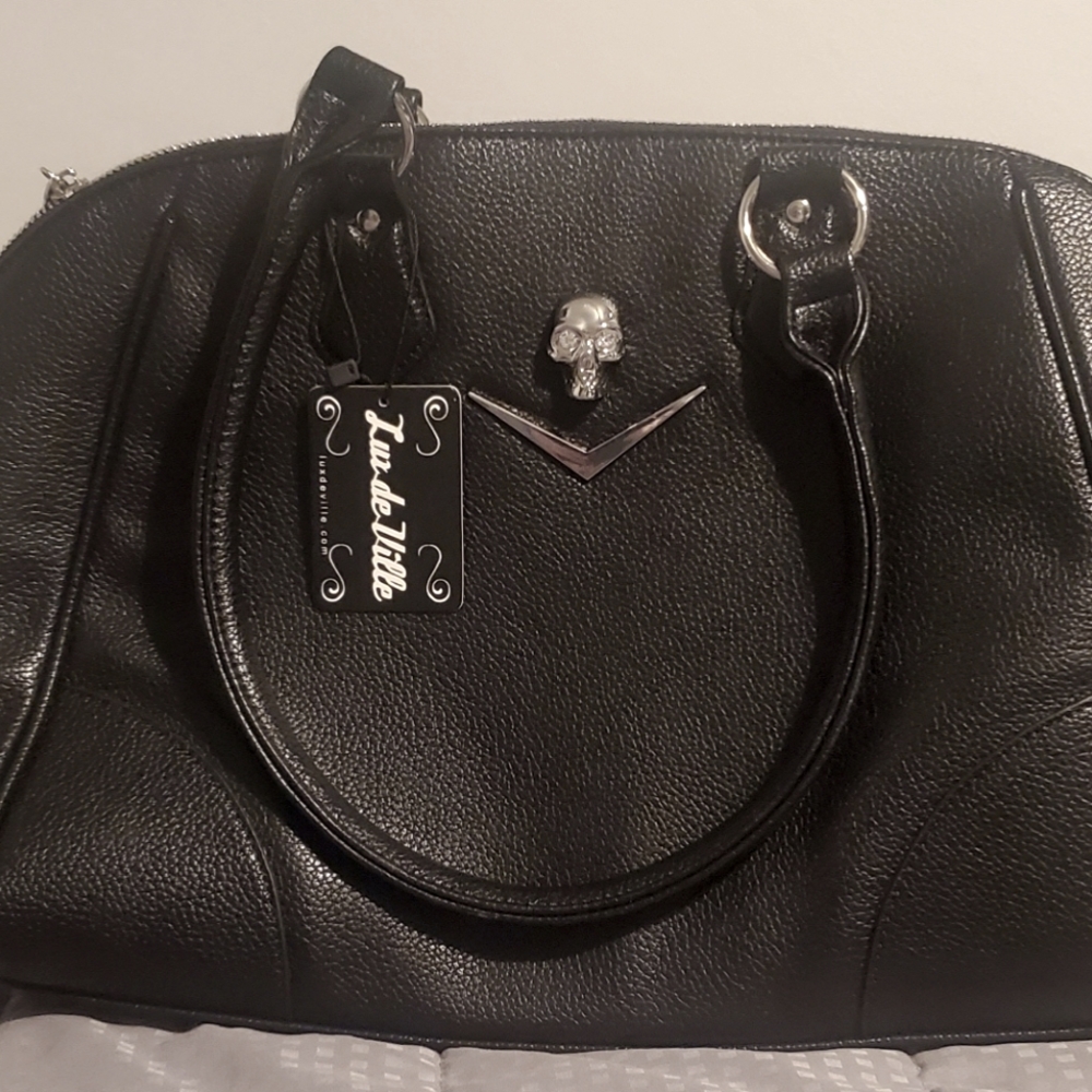 Lux De Ville Black Shoulder Purse